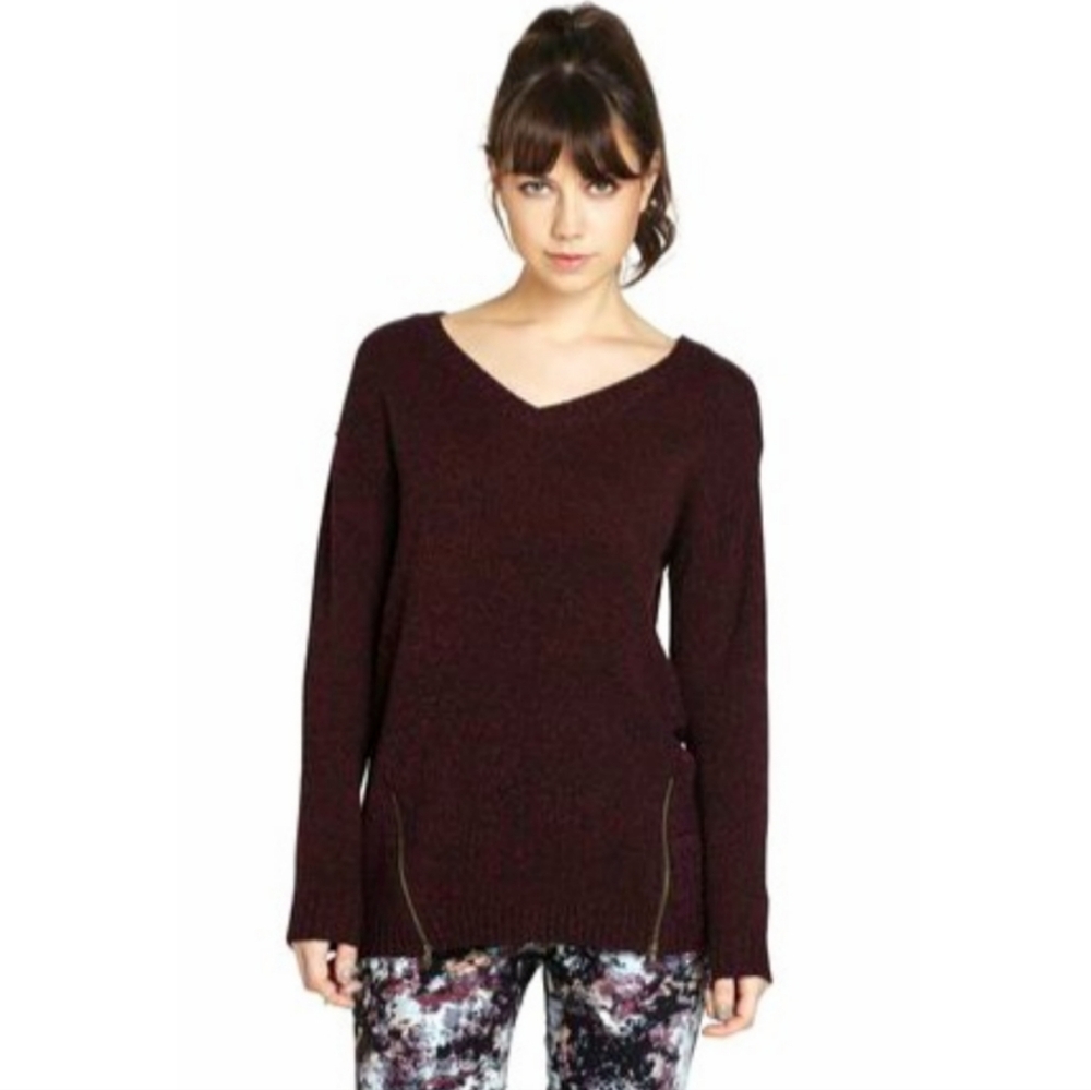 BCBGENERATION Zipper Sweater